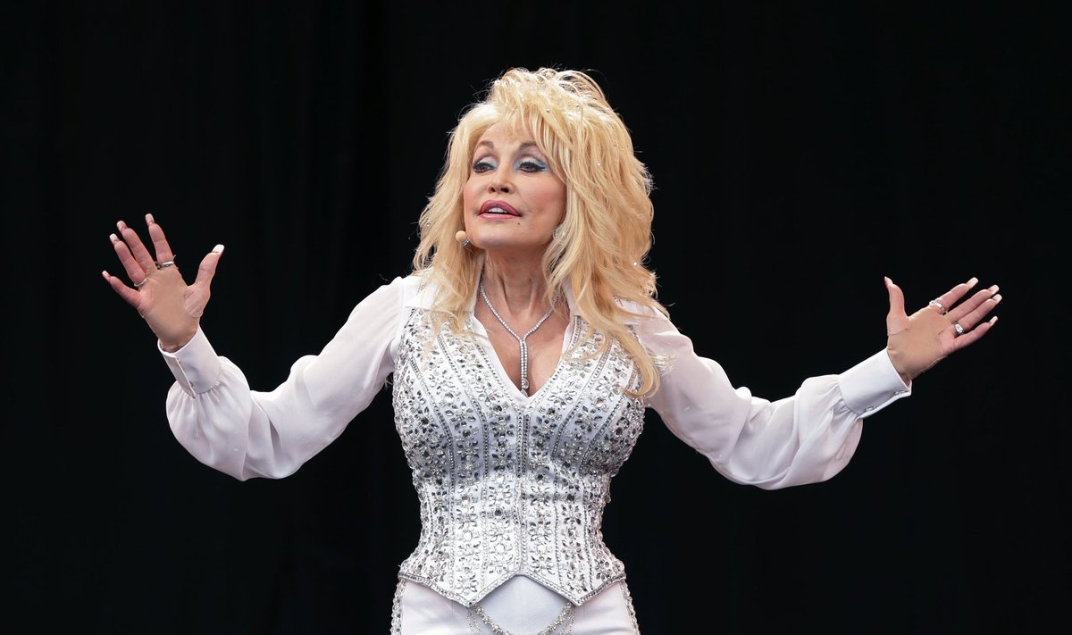LIIGUTAB MAAILMA: Kantrilaulja Dolly Parton.