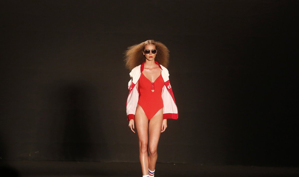 A model presents a creation from Auslander 2015 summer collection during the Fashion Rio show in Rio de Janeiro