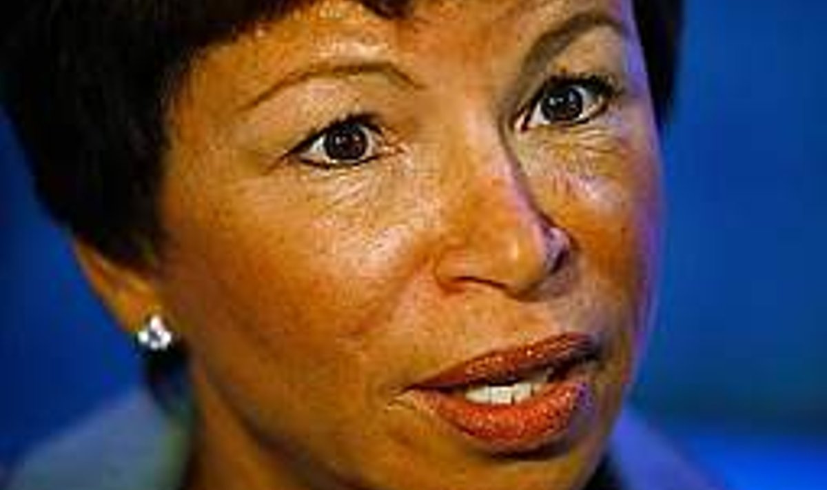 AFROPOLIITIKUTE ESIRINNAS: Presidendi administratsiooni vanemnõunikku Valerie Jarrettit tuntakse ka kui “nais-Obamat”. www.zimbio.com
