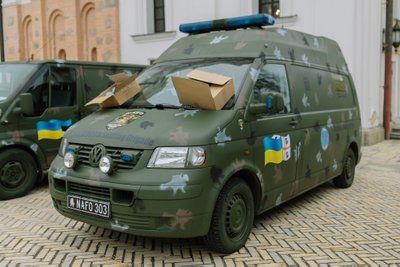 Машина скорой помощи из Эстонии, переданная ВСУ.