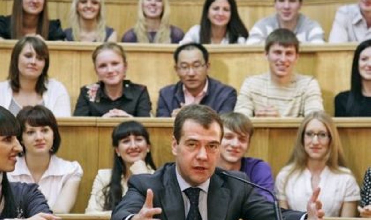  Dmitri Medvedev Habarovski tudengitega 