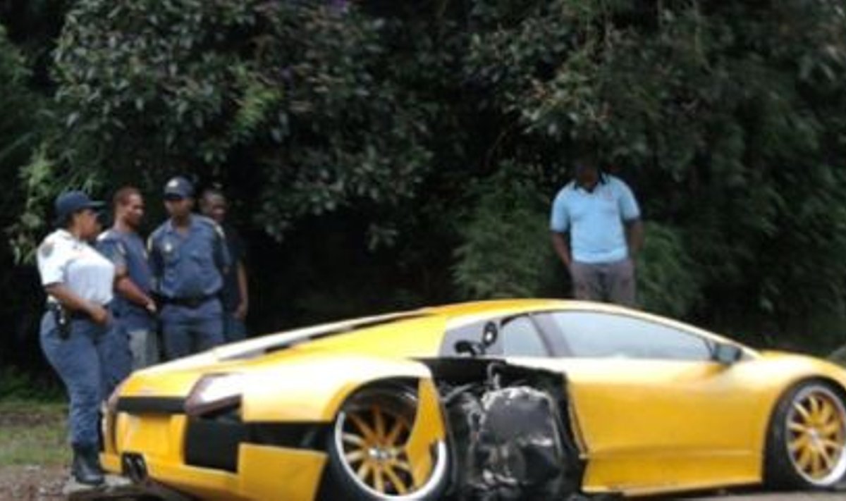 Pulmas rüselusse sattunud Lamborghini