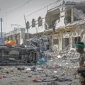 ВИДЕО | При взрывах в столице Сомали погибли не менее 100 человек