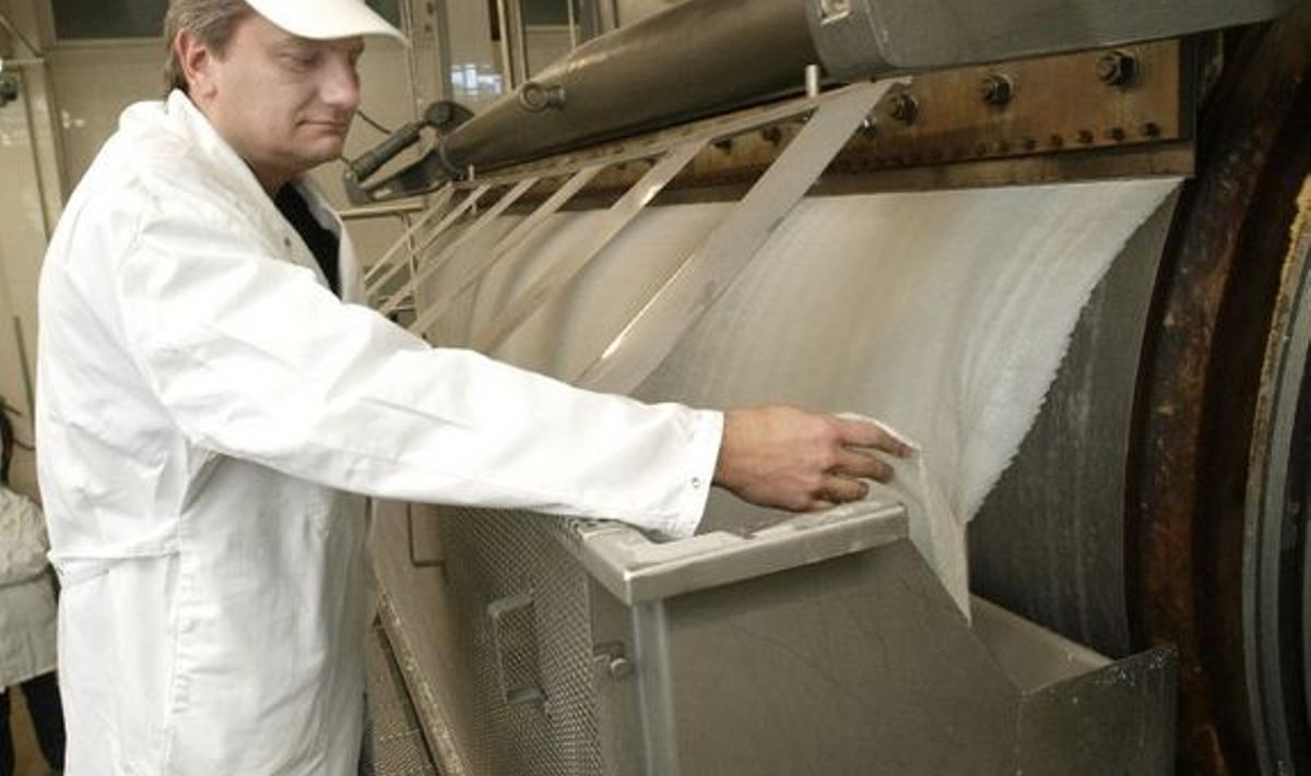 Valtsidega pulbriveski annab E-Piima juhile Jaanus Murakale võimaluse toota Euroopasse mahepulbrit šokolaadi valmistamiseks.