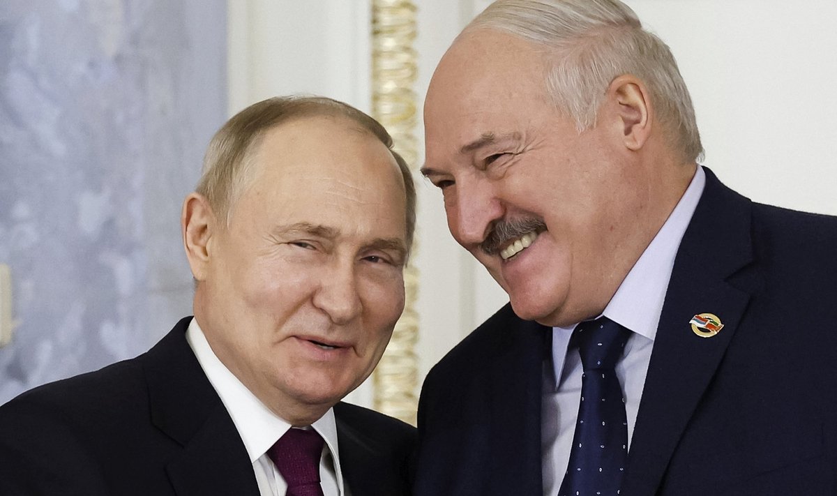 Президент России Владимир Путин и президент Украины Александр Лукашенко