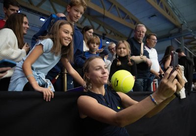 Tallinn Openi poolfinaal Kaia Kanepi ja Anett Kontaveit