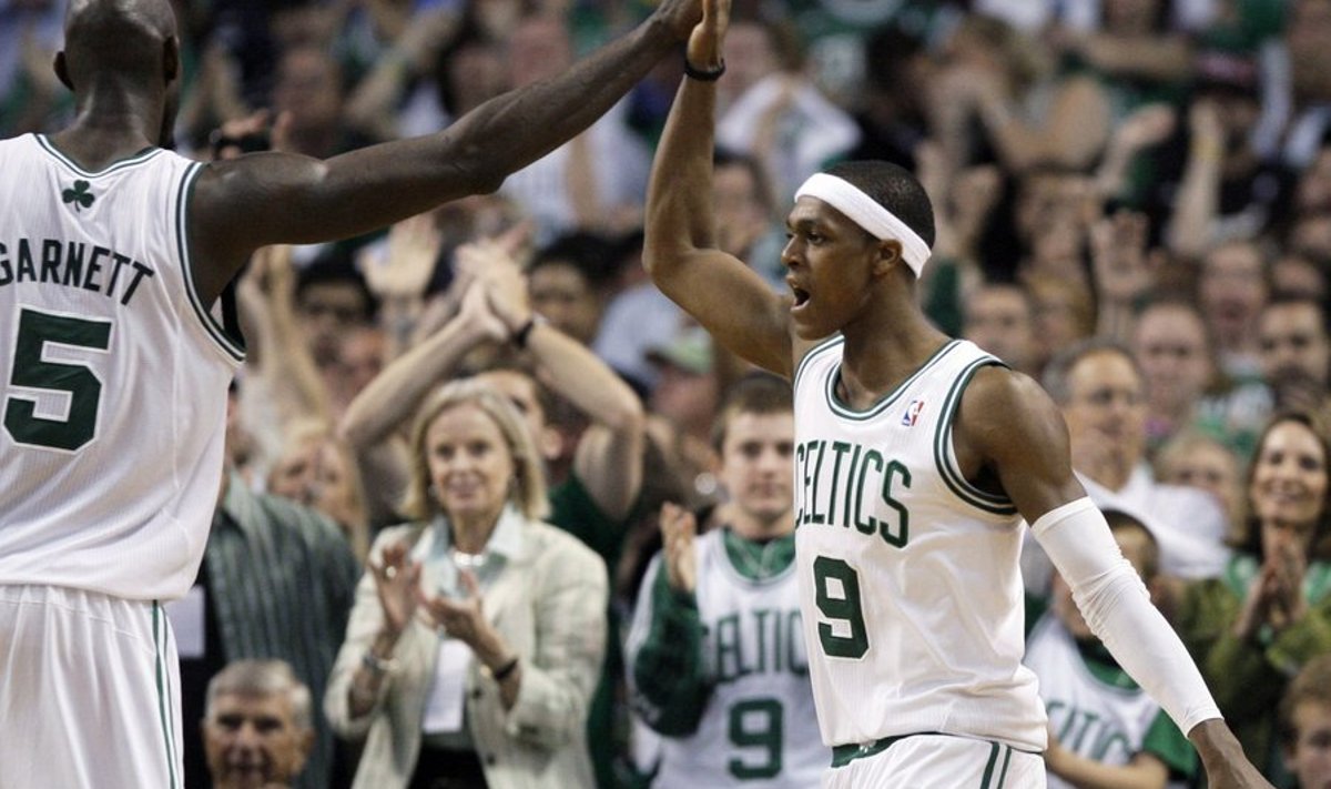 Boston Celticsi Kevin Garnett ja Rajon Rondo 