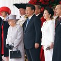 FOTOD ja VIDEO: Hiina esileedi röövis kuninganna Elizabeth II poolt korraldatud vastuvõtul kõigi tähelepanu