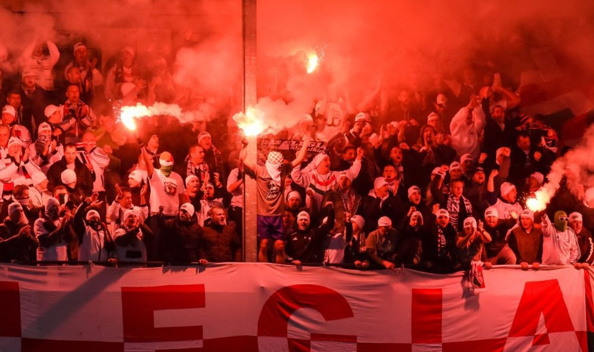 Legia fännid Belgias 27. novembri mängus Lokereniga.