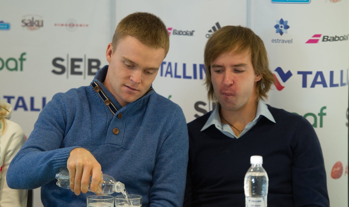 Jürgen Zopp ja Vladimir Ivanov 2014. aastal Eesti tenniseliidu pressikonverentsil.