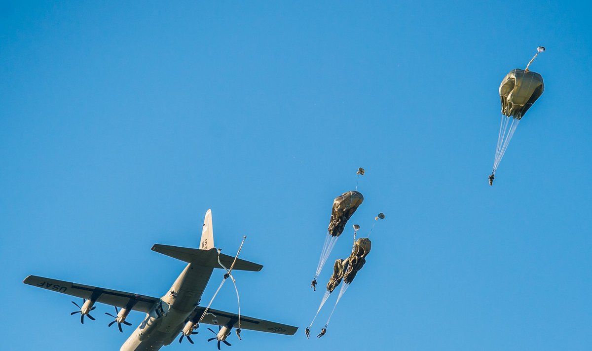 USA Armee langevarjurite õppus