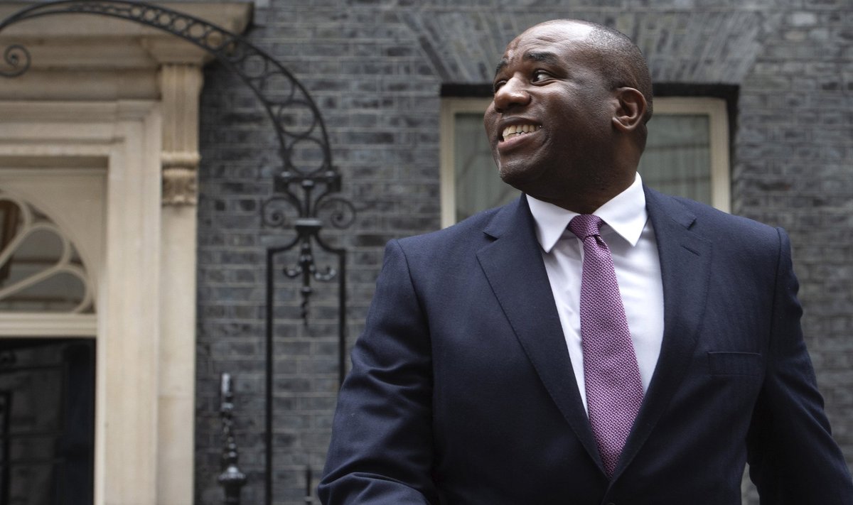 David Lammy reedel pärast peaminister Keis Starmeri poolt ministriks nimetamist