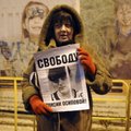 Vene naisopositsionäär pandi kaks korda pikemaks ajaks vangi kui nõutud