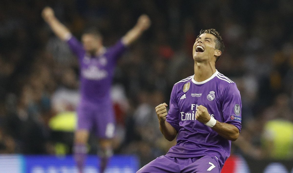 Cristiano Ronaldo tähistab võitu.