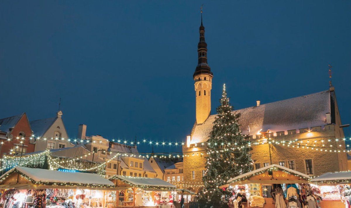 Jõuluturg ootab külastajaid  Tallinnas Raekoja platsil  21. novembrist  kuni 10. jaanuarini.