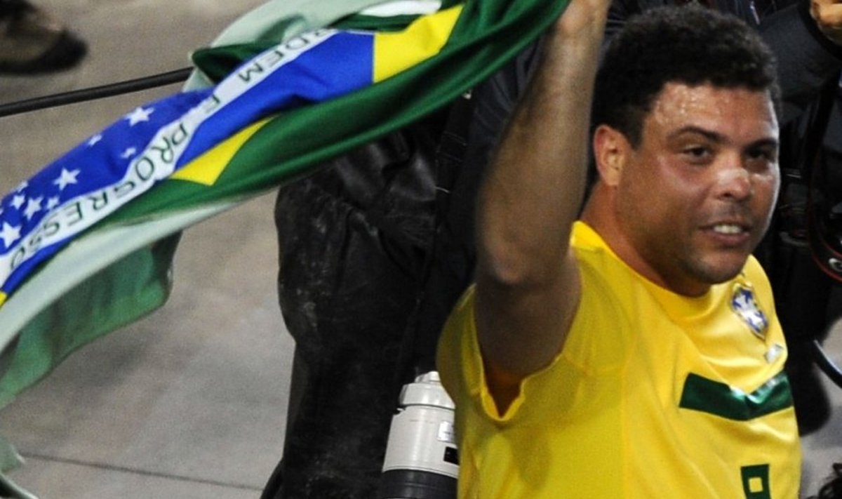 ronaldo, brasiilia jalgpall