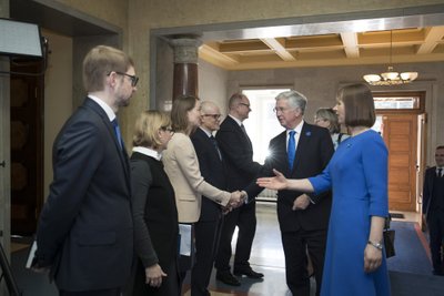 Kersti Kaljulaid kohtub Kadriorus Ühendkuningriigi kaitseministri Michael Falloniga