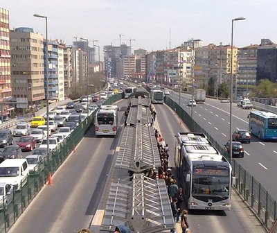 Metrobuss Istanbulis