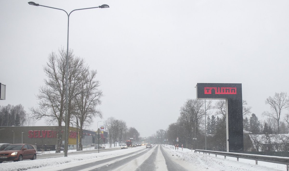 Pärnu maantee Laagris, kus algab teeremont.