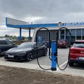 Alexela avas esimese Eesti kütusemüüjana elektrilaadijate täislahenduse