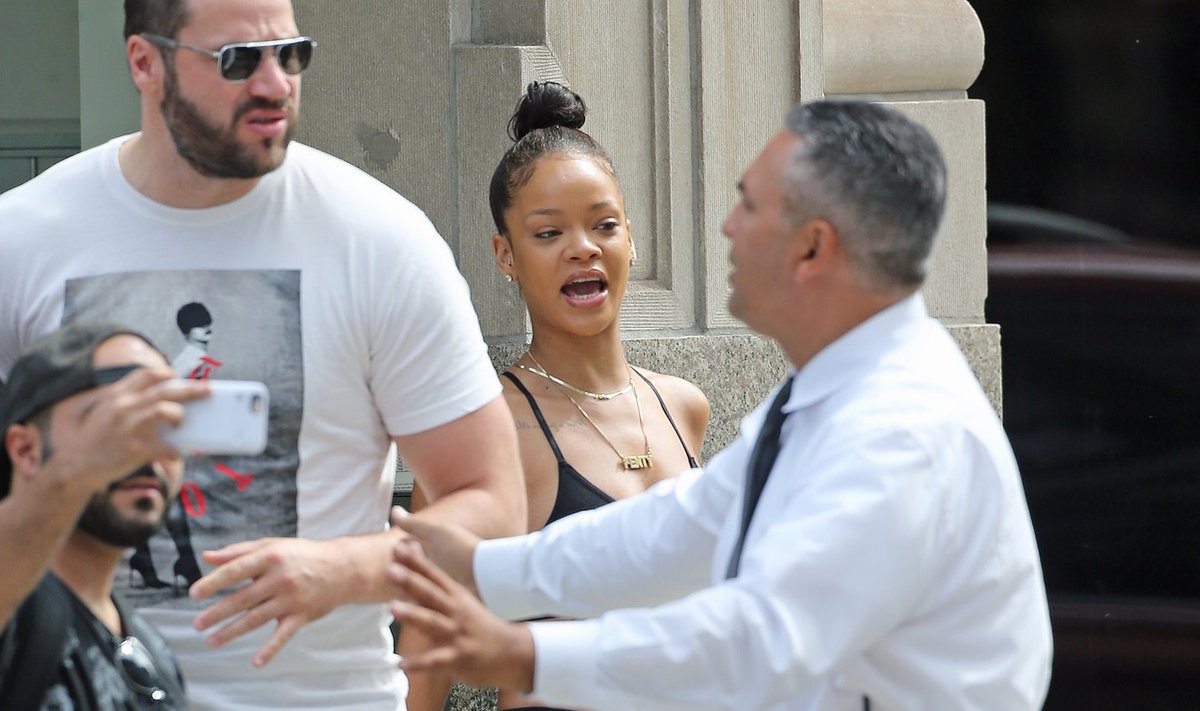 Rihanna ilma meigita