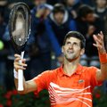 Kaks matšpalli päästnud Novak Djokovic jõudis Roomas poolfinaali