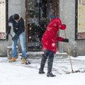 FOTOD: Täna tuiskab lund, kuid saabuv nädal saab olema pigem soe ja lörtsine