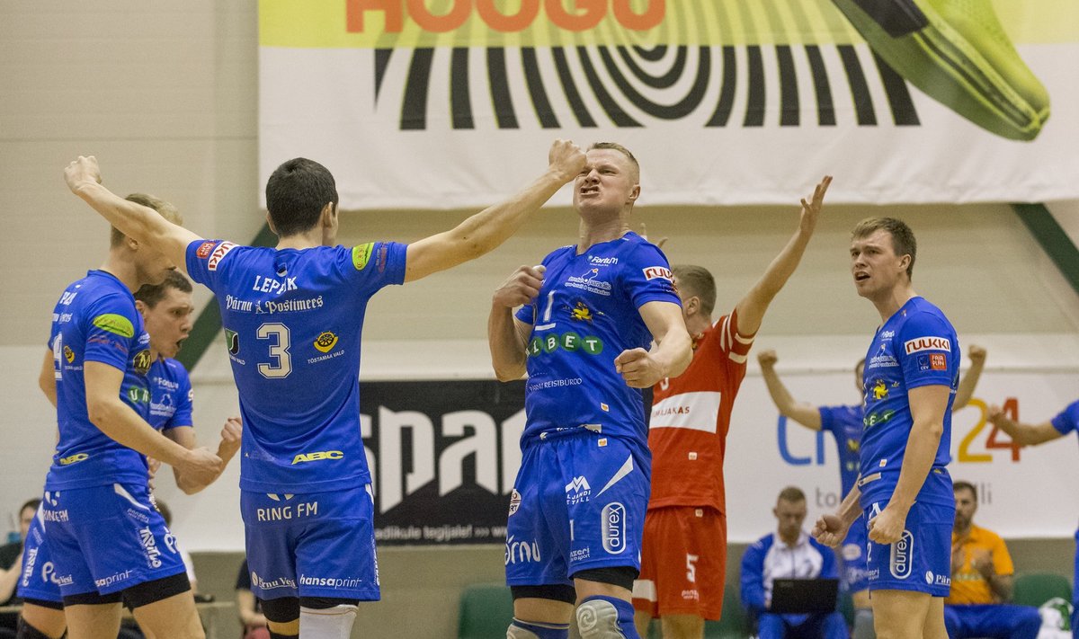 Pärnu võrkpalliklubi võitis kolmest tiitlist kaks, kuid kõige magusamast karikast jäi ilma.