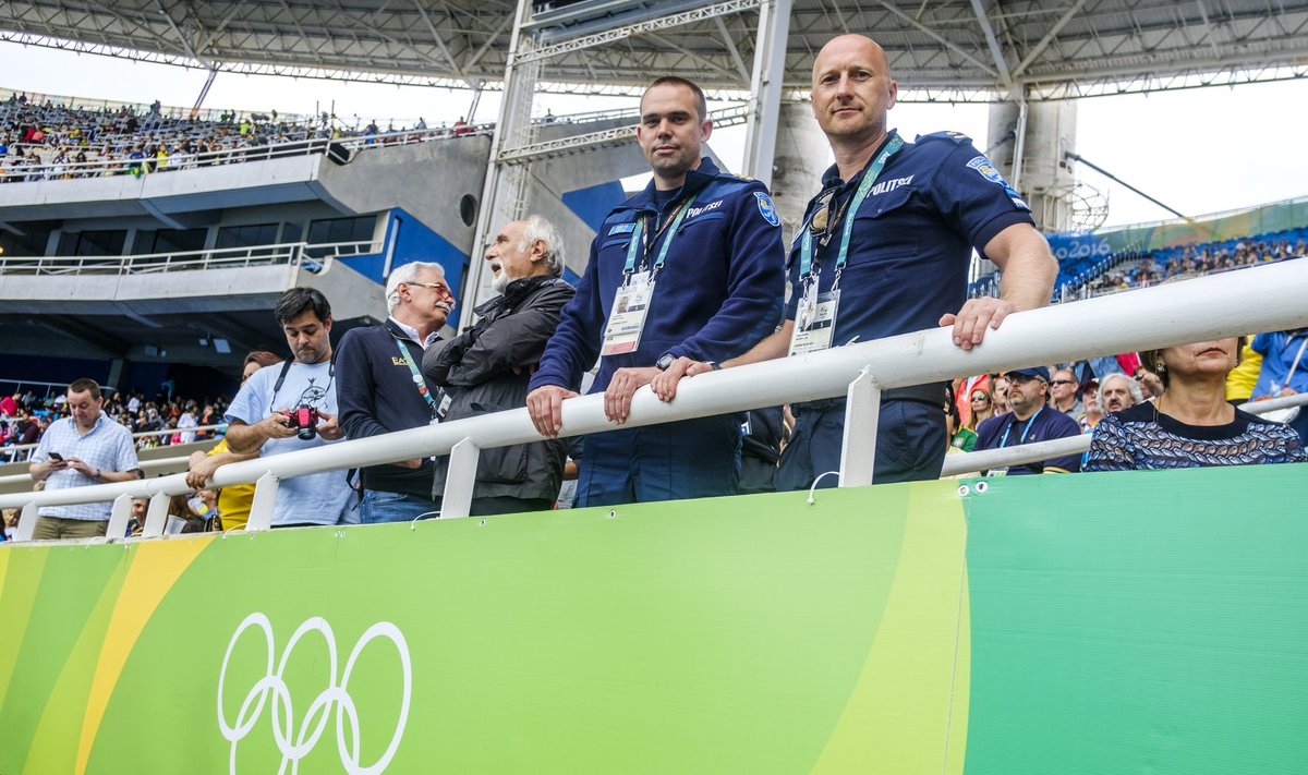 Eesti politseinikud Rio de Janeiro olümpia meeste kettaheite kvalifikatsiooni ajal