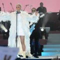 VAATA ISE: Katy Perry Manchesteri heategevuskontserdil kantud kleidile oli trükitud liigutav sõnum, mida keegi ei märganud