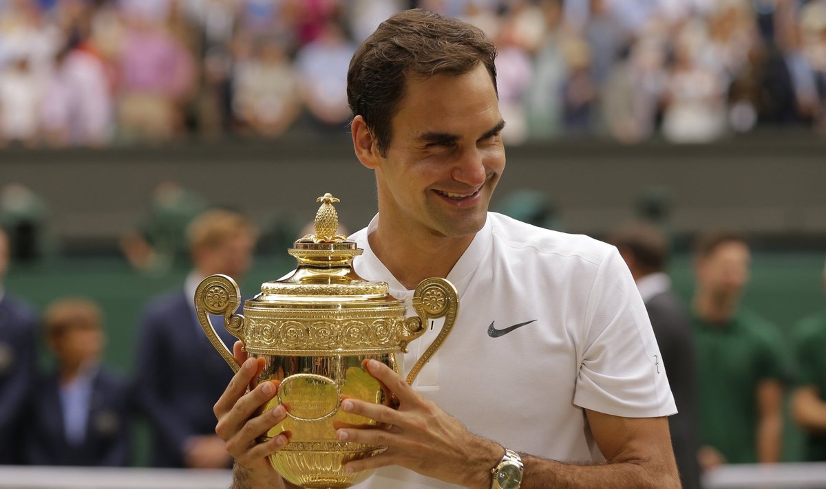 Roger Federeril on põhjust rõõmustamiseks – kaheksas Wimbledoni tiitel on tõelisus.