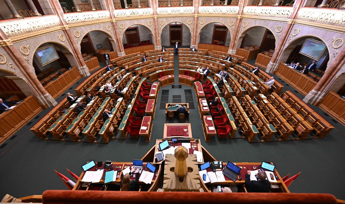 Ungari riigikogu (Országgyűlés) istungitesaal