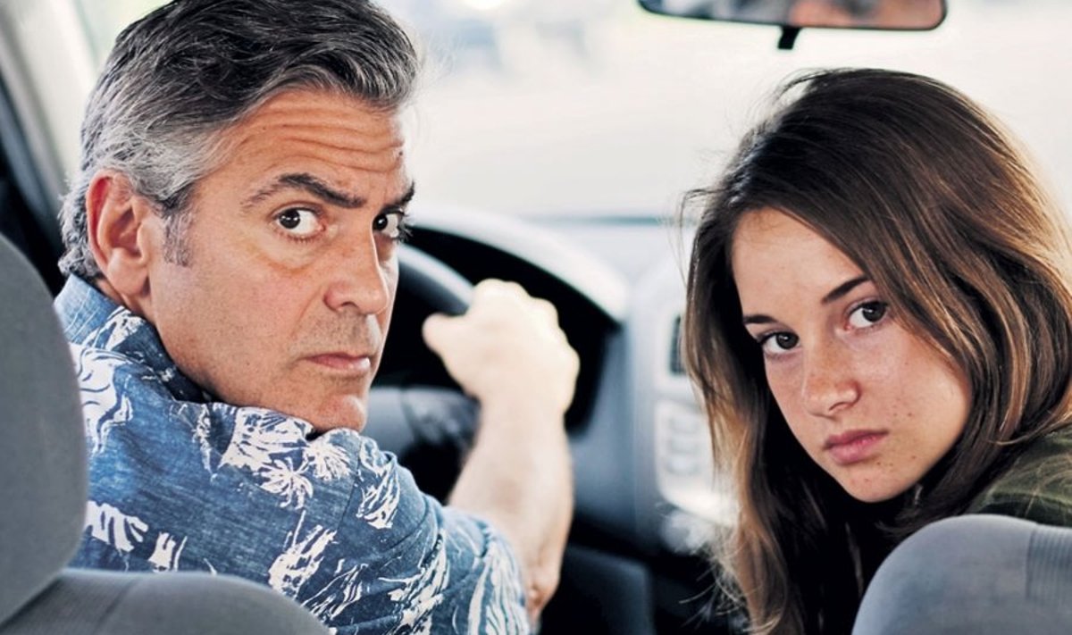 Võrratult mängivad tüdrukud, kellega isa (George Clooney) filmi tegevuse käigus tuttavaks saab. Foto: Kaader filmist