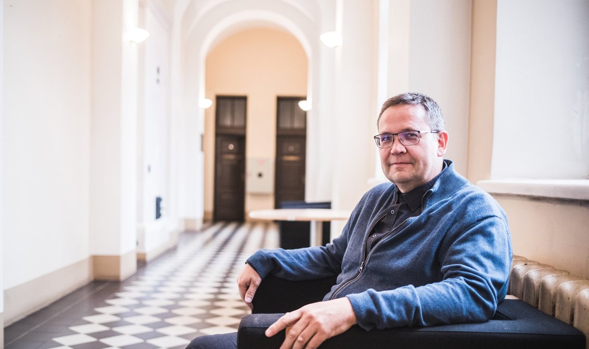 "MEIE SUURIM HIRM": Riigikohtu esimees Villu Kõve muretseb, kuidas suudavad Eesti kohtud tulla toime maksujõetusasjadega, mille arv võib seoses majanduslangusega sügisel plahvatuslikult kasvada.