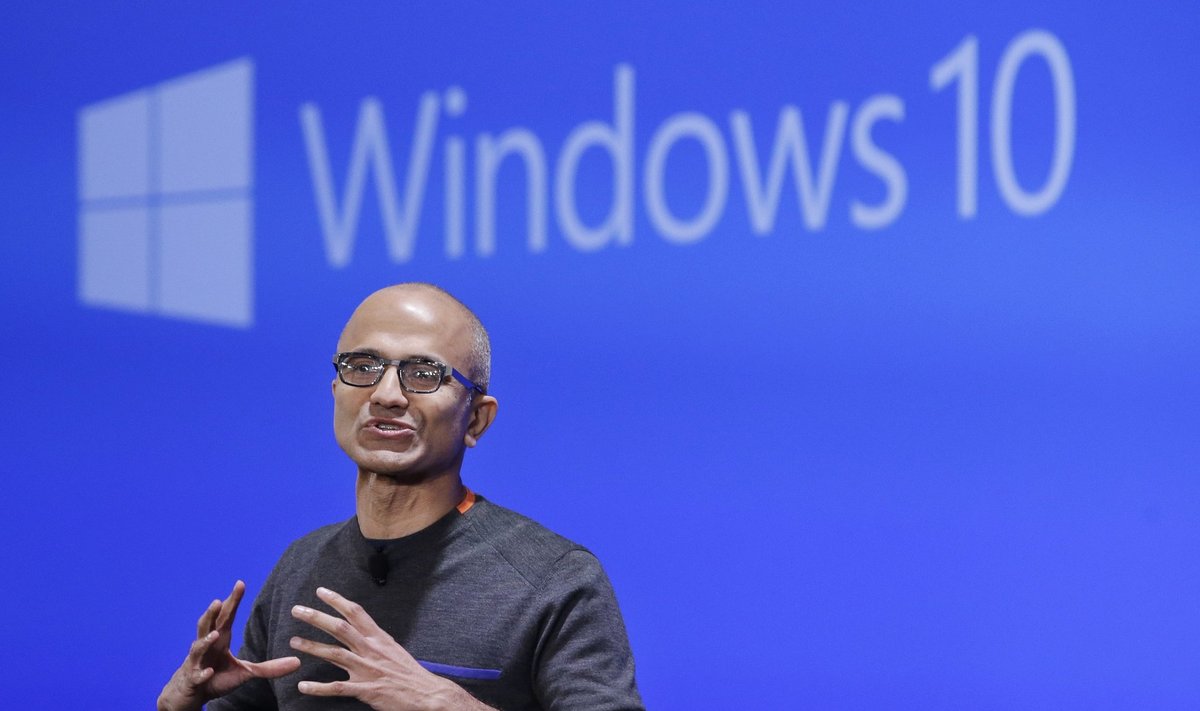Microsofti tegevjuht Satya Nadella tutvustab Windows 10 suurüritusel uue operatsioonisüsteemi võimalusi.