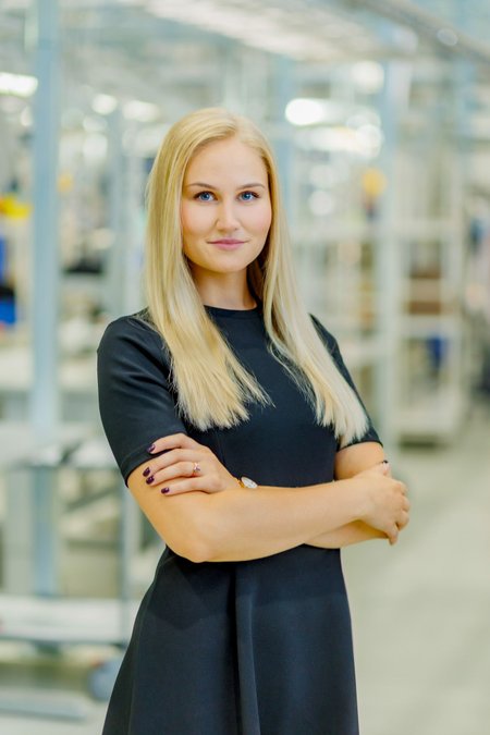Katleen Parik, Lindströmi tualettruumiteenuse esindaja