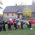 Naisteklubi Kolmapäev käis pärandkultuuri õpitubades vastuseid otsimas