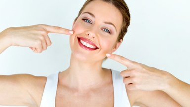 Стоматолог дала простые советы для достижения белоснежной улыбки