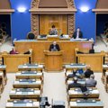 Riigikogu koguneb reedel uuele täiendavale istungile