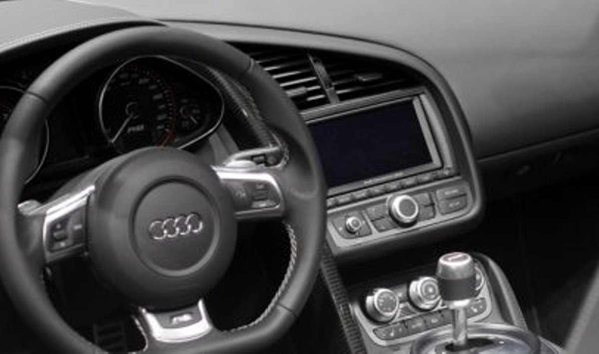 Audi R8 V0 Spyder Frankfurdi autonäitusel