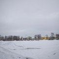 FOTOD | Tühjaks lastud Sõle jalgpallihall seisab lume all, parandamiseks kulub veel nädalaid
