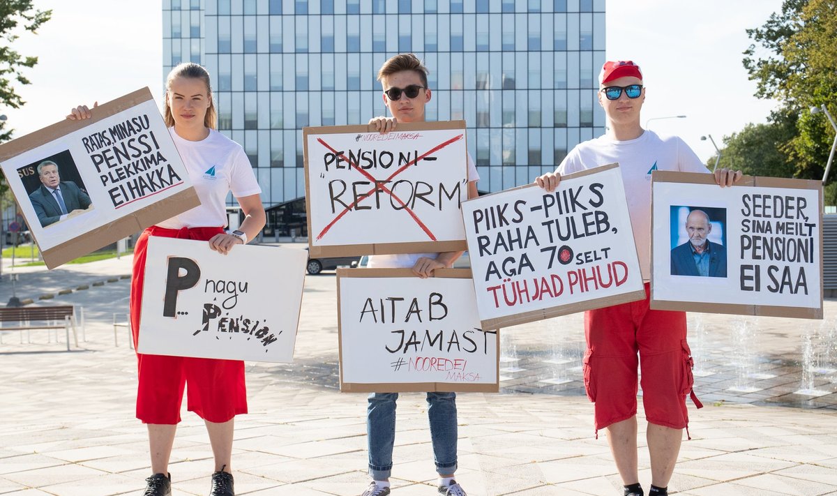 Eesti 200 noortekogu meeleavaldus pensionireformi vastu.