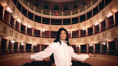 Tallinnasse saabuv Michael Jacksoni teisik: ma pole teinud ühtegi iluoperatsiooni - meie sarnasus on loomulik!