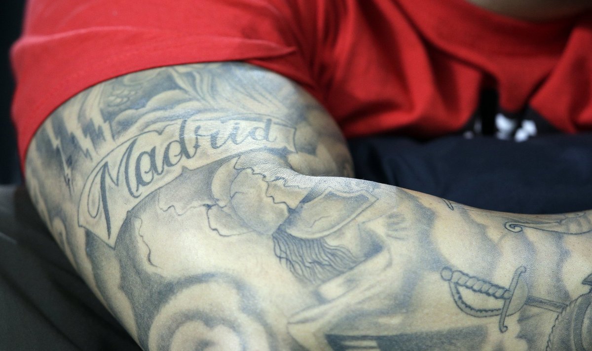 Madridi Reali poolehoidja tattoo