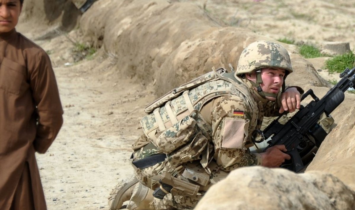 G36 automaadiga Saksa sõdur Afganistanis Kunduzi provintsis 