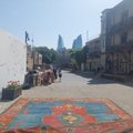 REISIKIRI | Bakuus visatakse enda üle teravalt nalja: maailma ohutuim ja sõbralikem pealinn, ikkagi politseiriigis