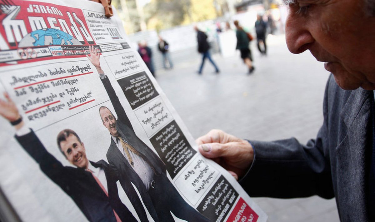 Saakašvili pildilt kadunud – ajalehe esikaanel on peaminister Ivanišvili ja presidendiks valitud Margvelašvili. 