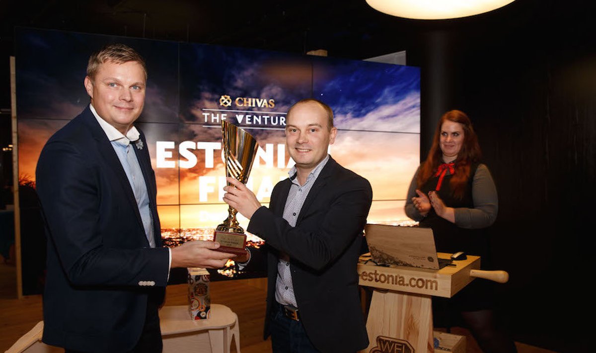 Chivas The Venture'i Eesti vooru esindaja Sulev Kirst ning finaali võitja Sentabi asutaja ja tegevjuht Tarmo Pihl. (Foto: ürituse korraldajad)