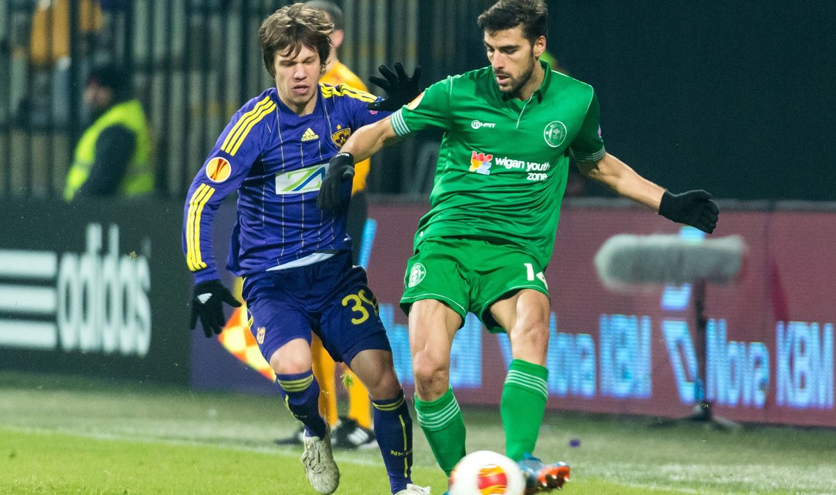 Jordi Gomez (paremal) eilses mängus Mariboriga.