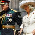 FOTOD: Vaata, millise autoga prints Charles ja Camilla pulma põrutavad